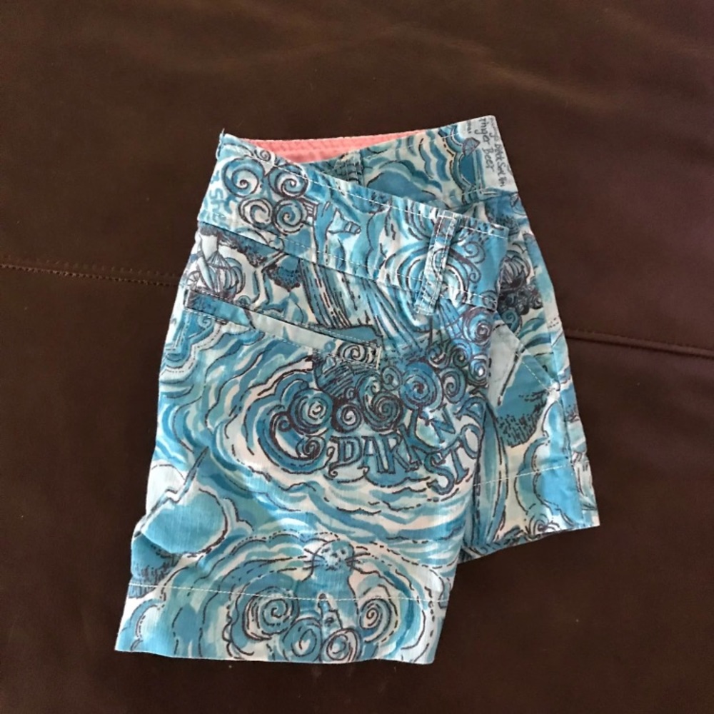 Lilly Pulitzer Dark n Stormy shorts 🅿️🅿️$200